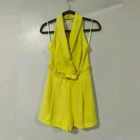 161. Sunny Yellow Flowy Classy Romper Open Back High Collar Size Small - Picture 1 of 3